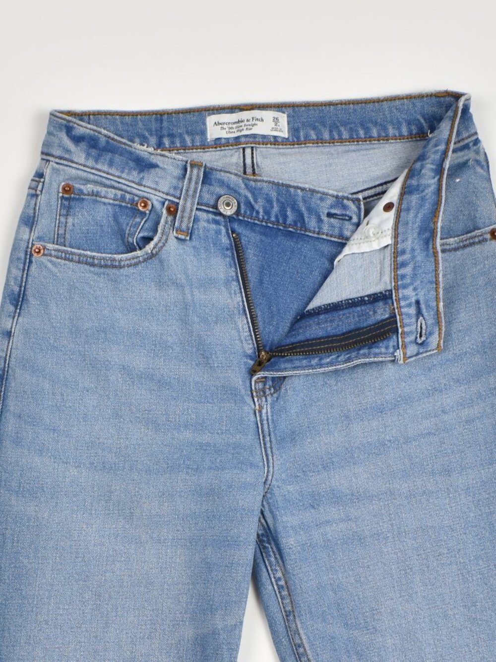 Abercrombie & Fitch The 90's Slim Straight Ultra High Rise Jeans - 26 2 SHORT - Picture 5 of 6